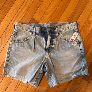 NWT - Gap Loose Bermuda Mid Rise Shorts - Sz 29/8P